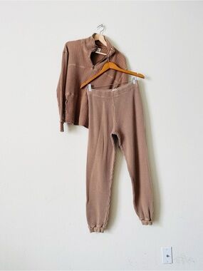 Mate The Label SMALL/MEDIUM organic waffle knit half zip and sweatpants set